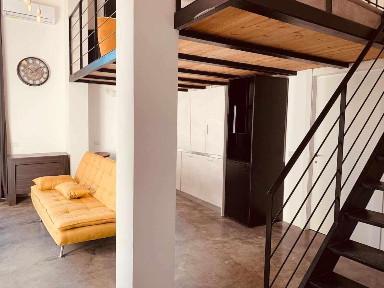 דירות My Exclusive Cavour Loft Da Sogno A קליארי מראה חיצוני תמונה